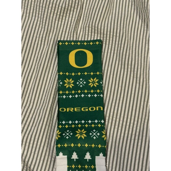 Socks University Of Oregon Ducks Strideline Yellow Green Adult M/L NWOT Winter - Picture 2 of 3